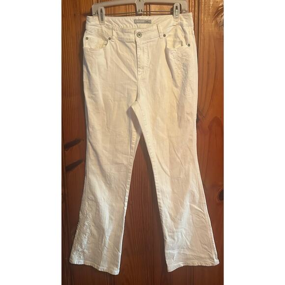 Chicos platinum white bootcut jeans embroidered high rise size 1.5/ 10 - Picture 1 of 5